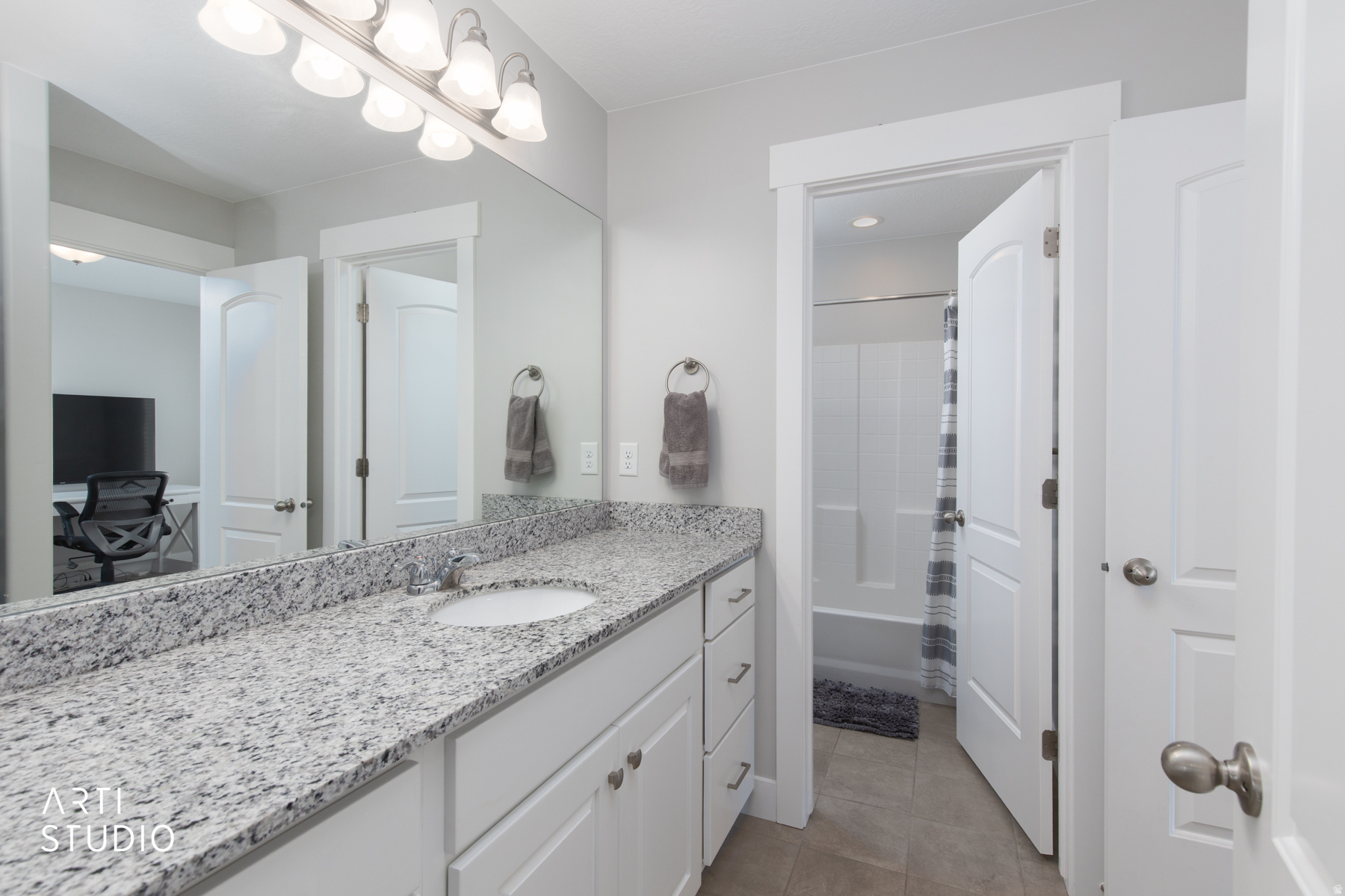 MAPLE MOUNTAIN - Residential