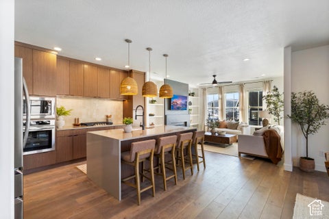 Townhouse For Sale - 7228 S Nightshade Way #300<br/> West Jordan, UT 84081