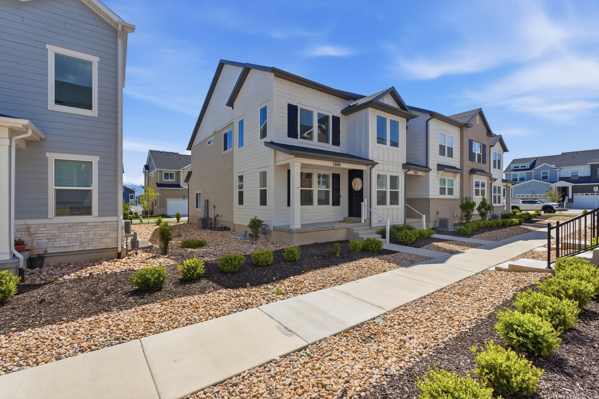 GARDNER POINT - Residential