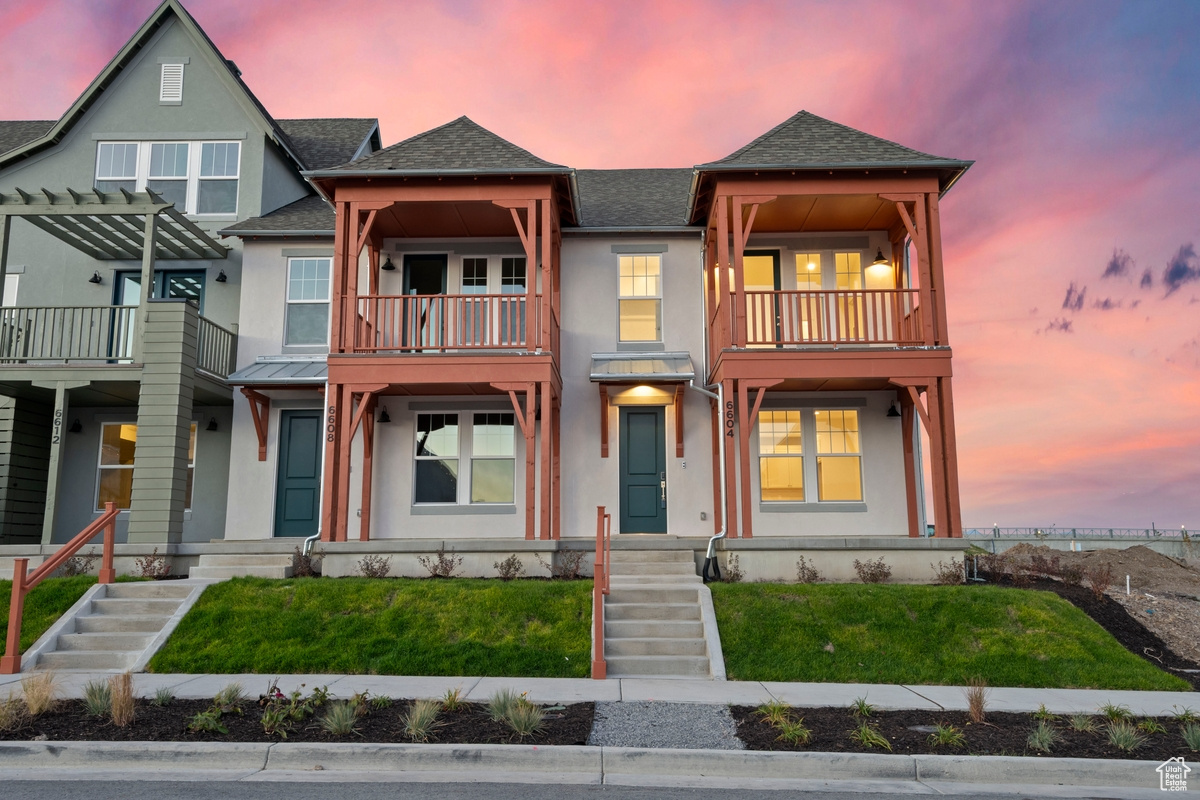 DAYBREAK - Residential