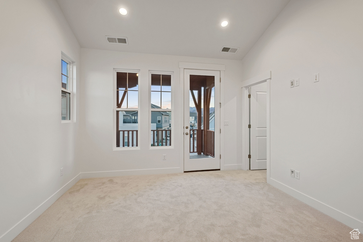 DAYBREAK - Residential