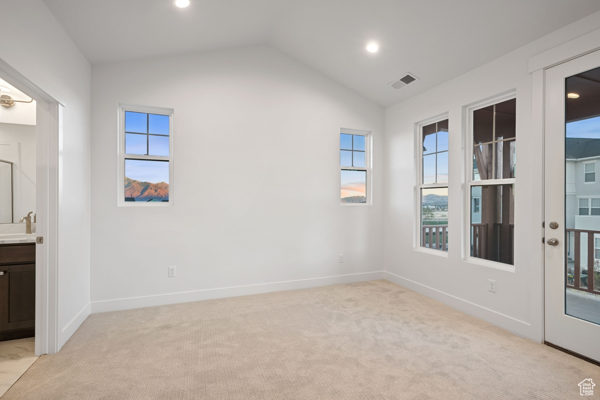 DAYBREAK - Residential