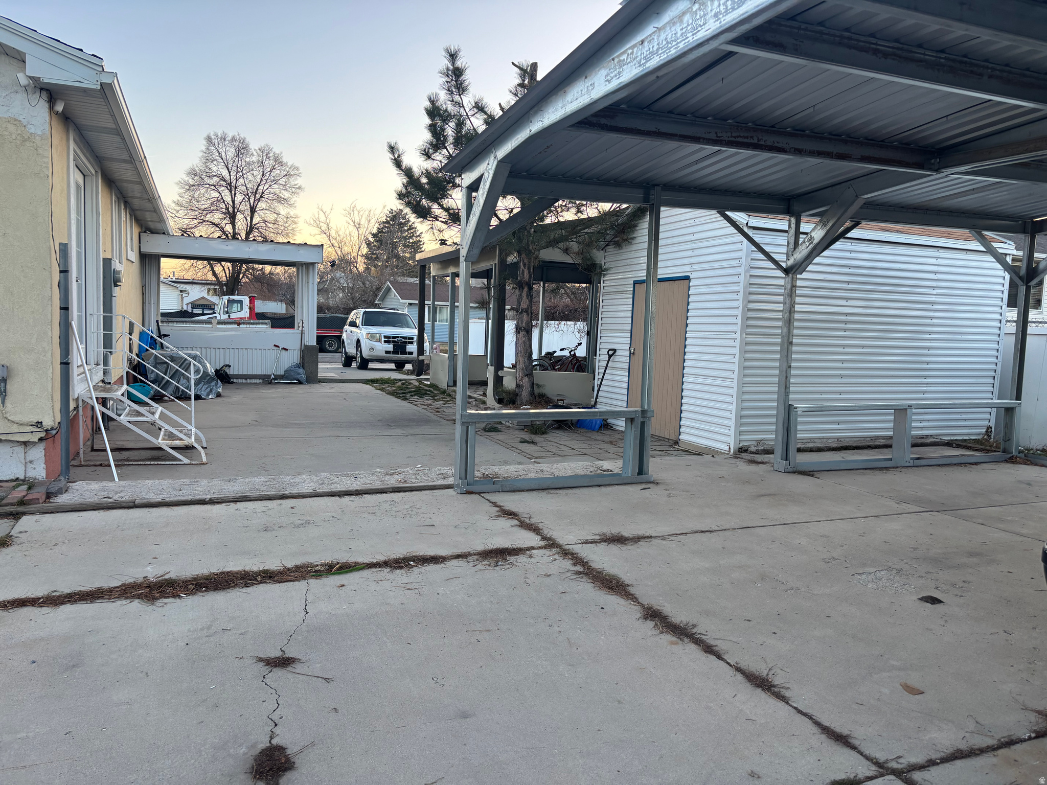 TWINS OF ARDEN - Residential