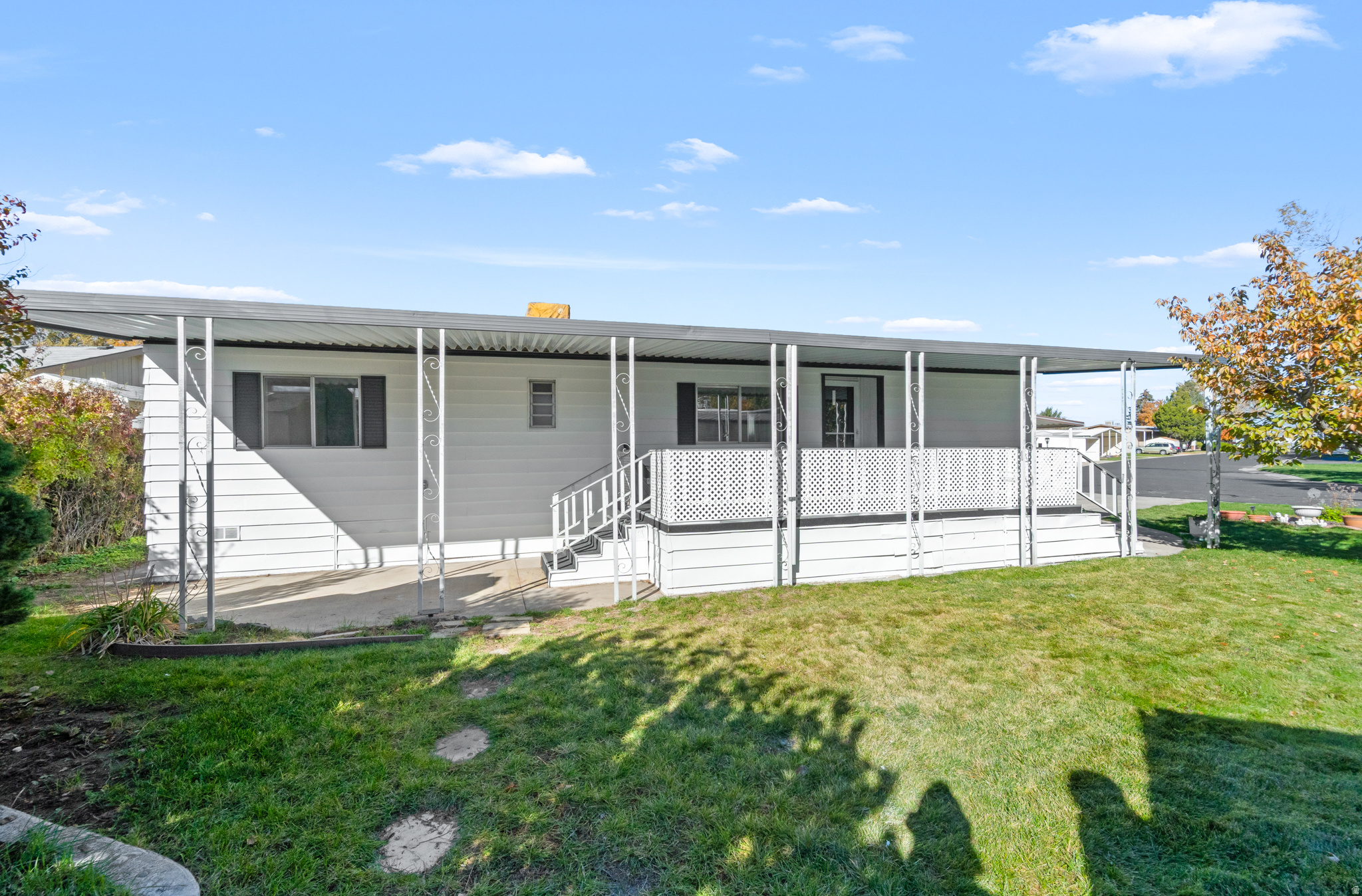 MONTE VISTA MOBILE HOME PARK - Residential