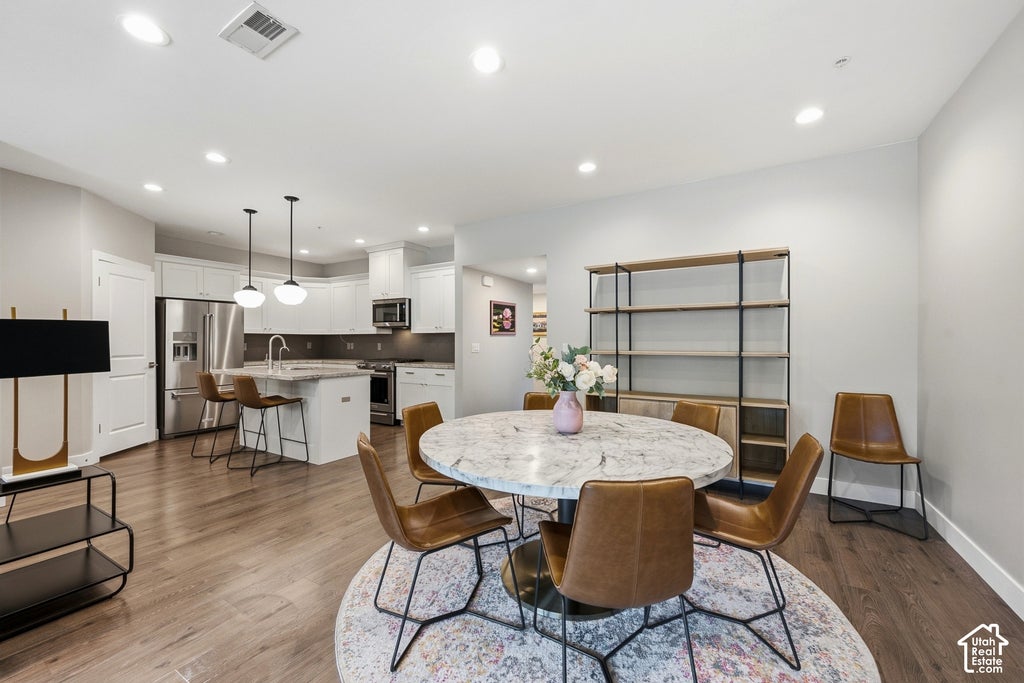 Photo of 2340 E PHYLDEN DR S #202, Holladay, UT 84117 (MLS # 2190930)