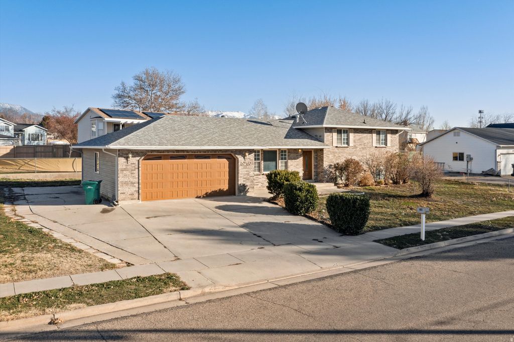 Photo of 5260 S 2700 W, Roy, UT 84067 (MLS # 2128544)