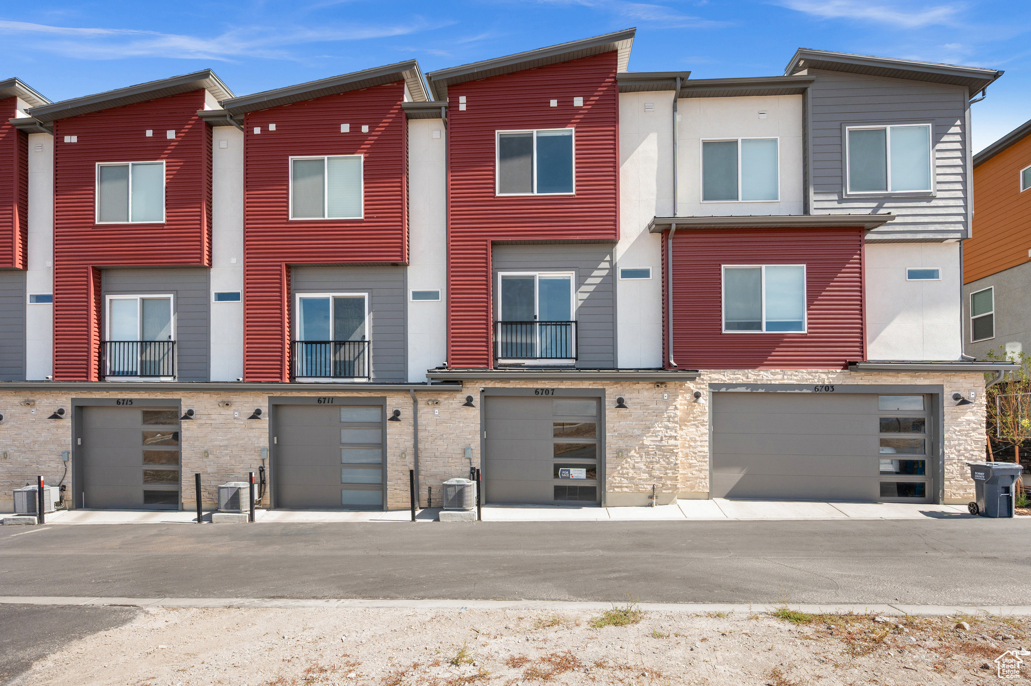 SILVER CREEK - Residential