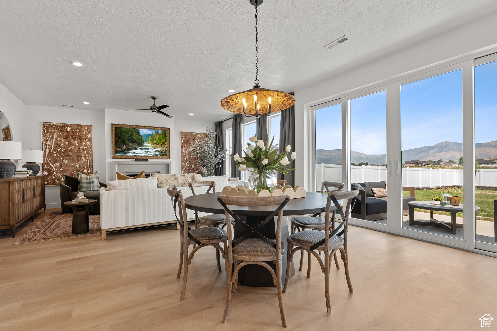 BRISTOL FARMS - Residential