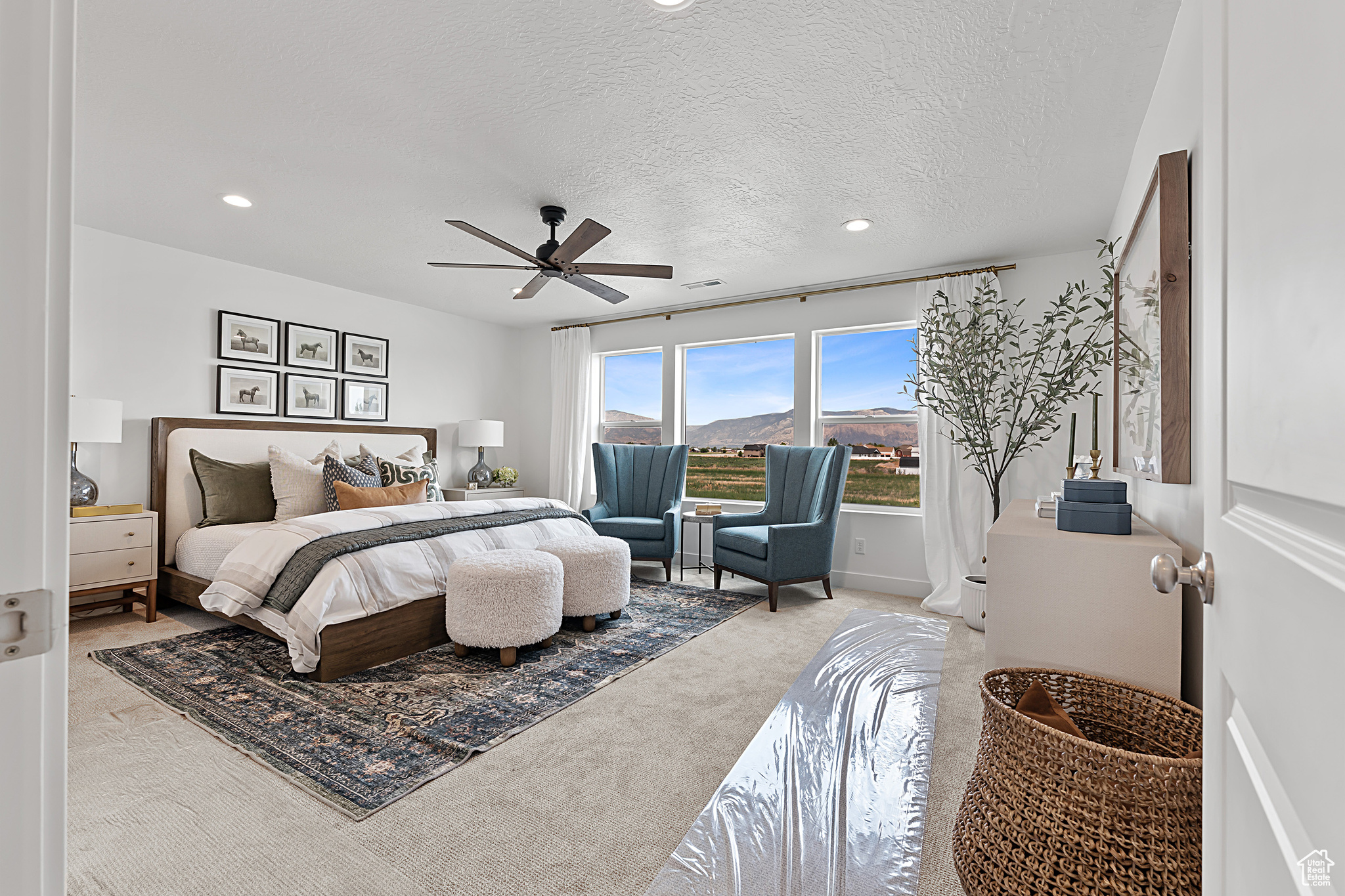 BRISTOL FARMS - Residential