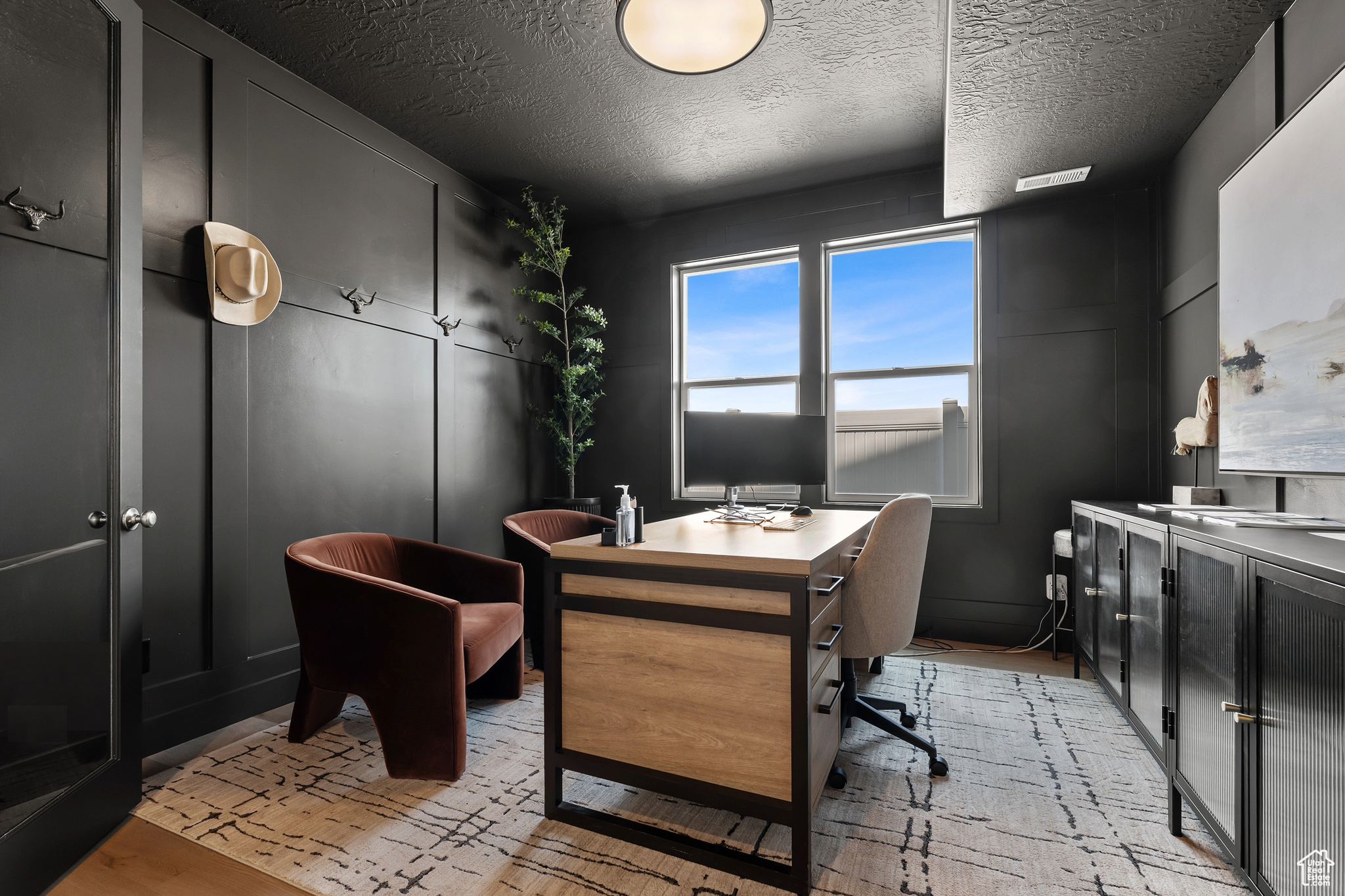 BRISTOL FARMS - Residential