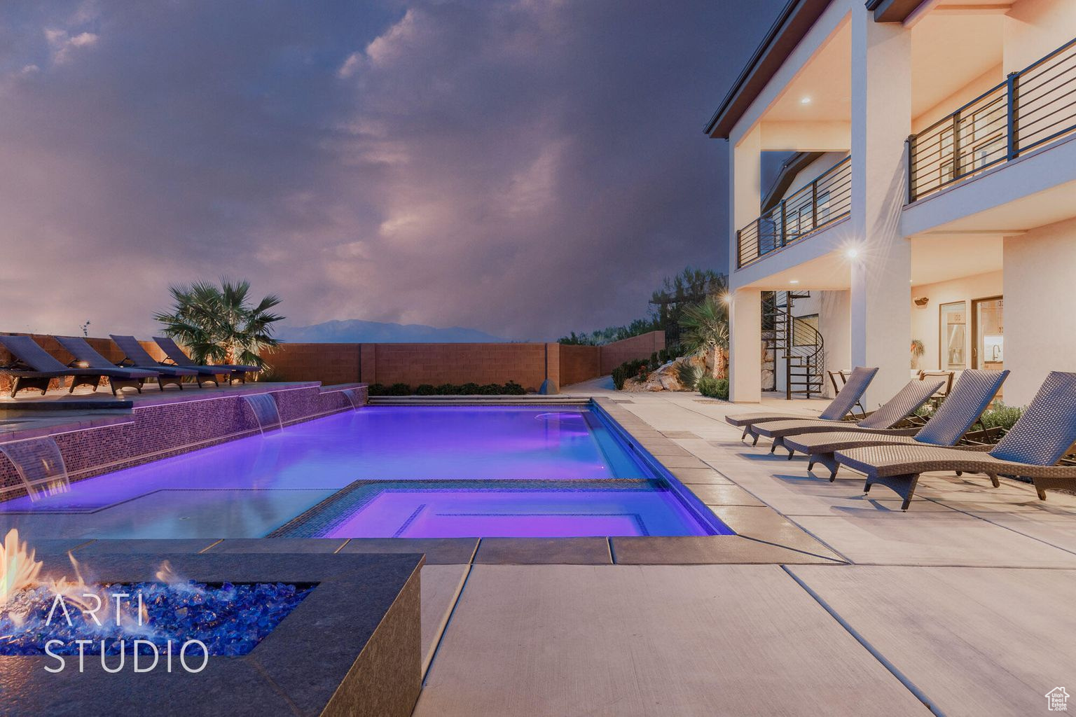 DESERTS EDGE PH 3 - Residential