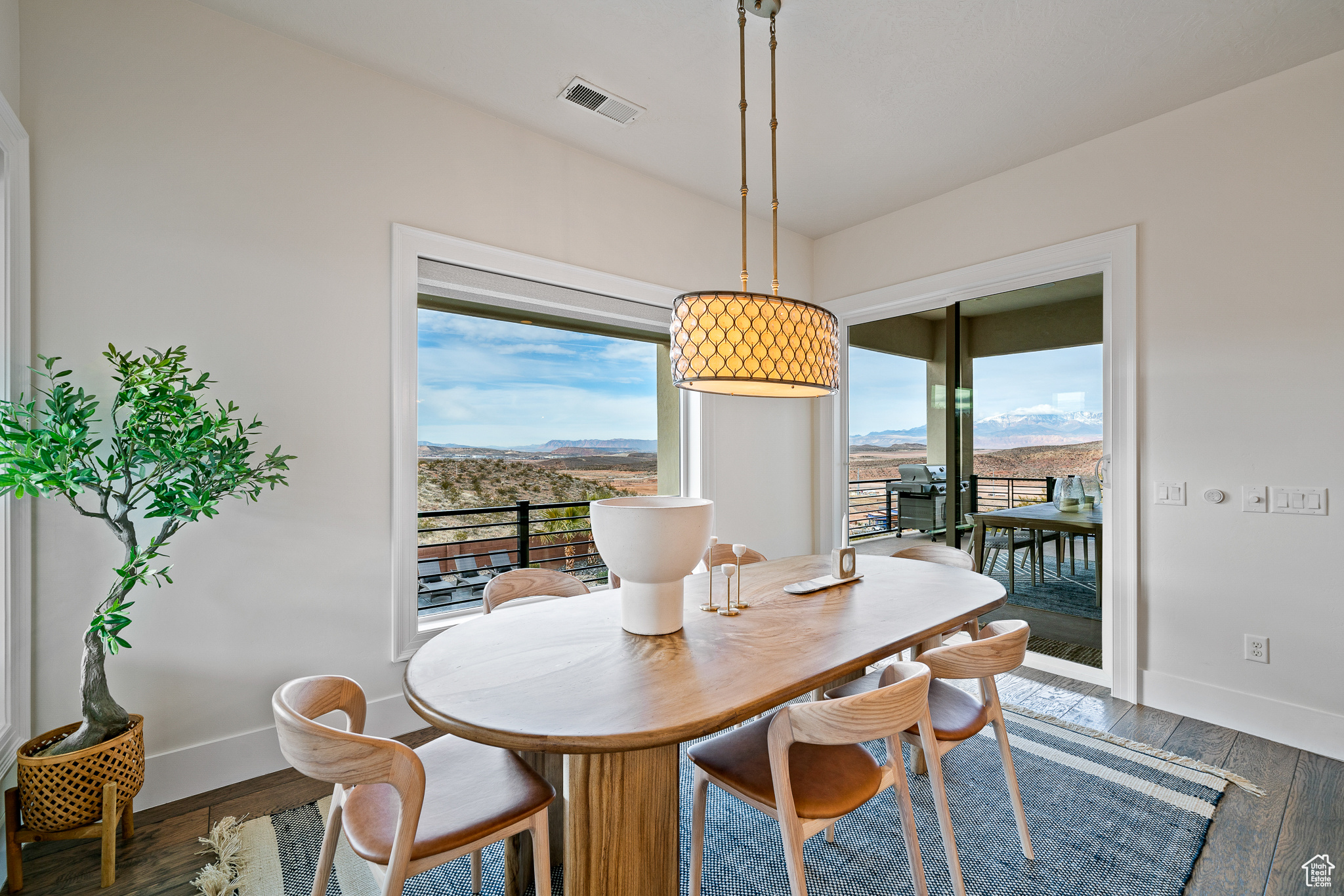 DESERTS EDGE PH 3 - Residential