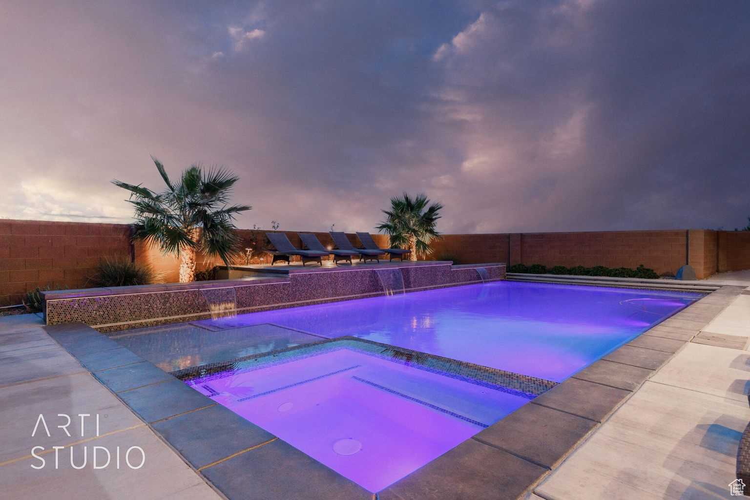 DESERTS EDGE PH 3 - Residential