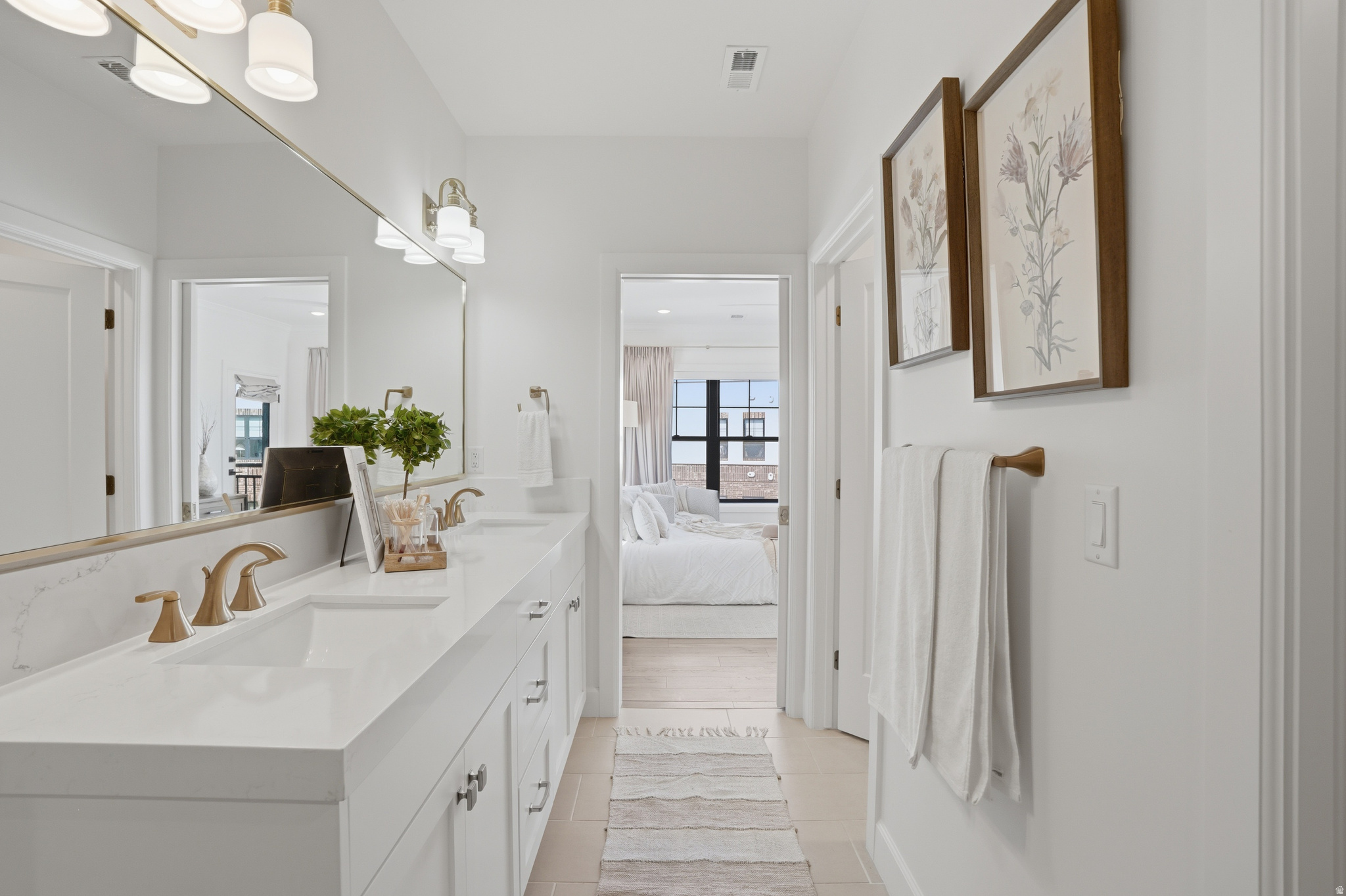 THE STATION CONDOS - Residential