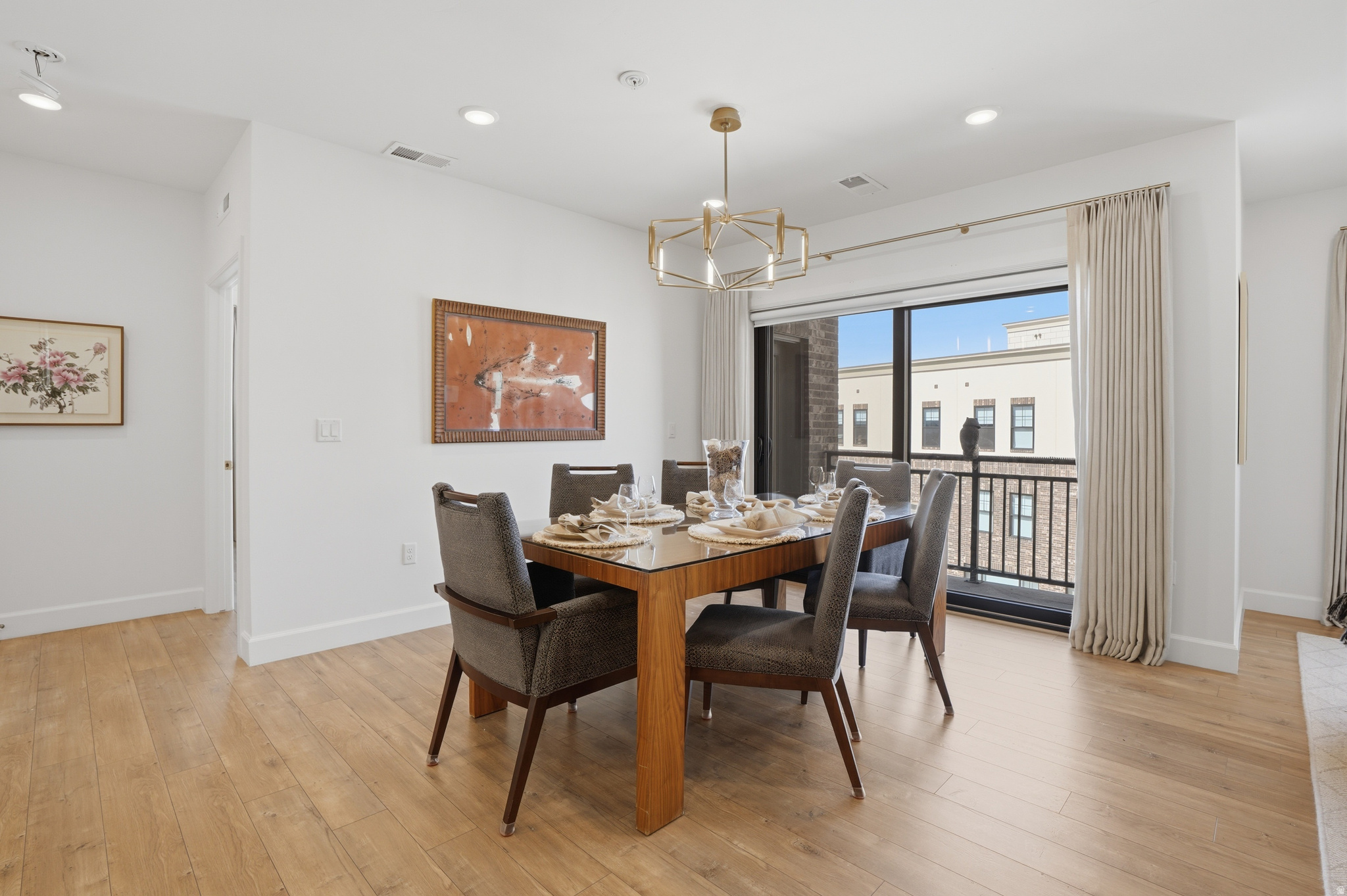 THE STATION CONDOS - Residential