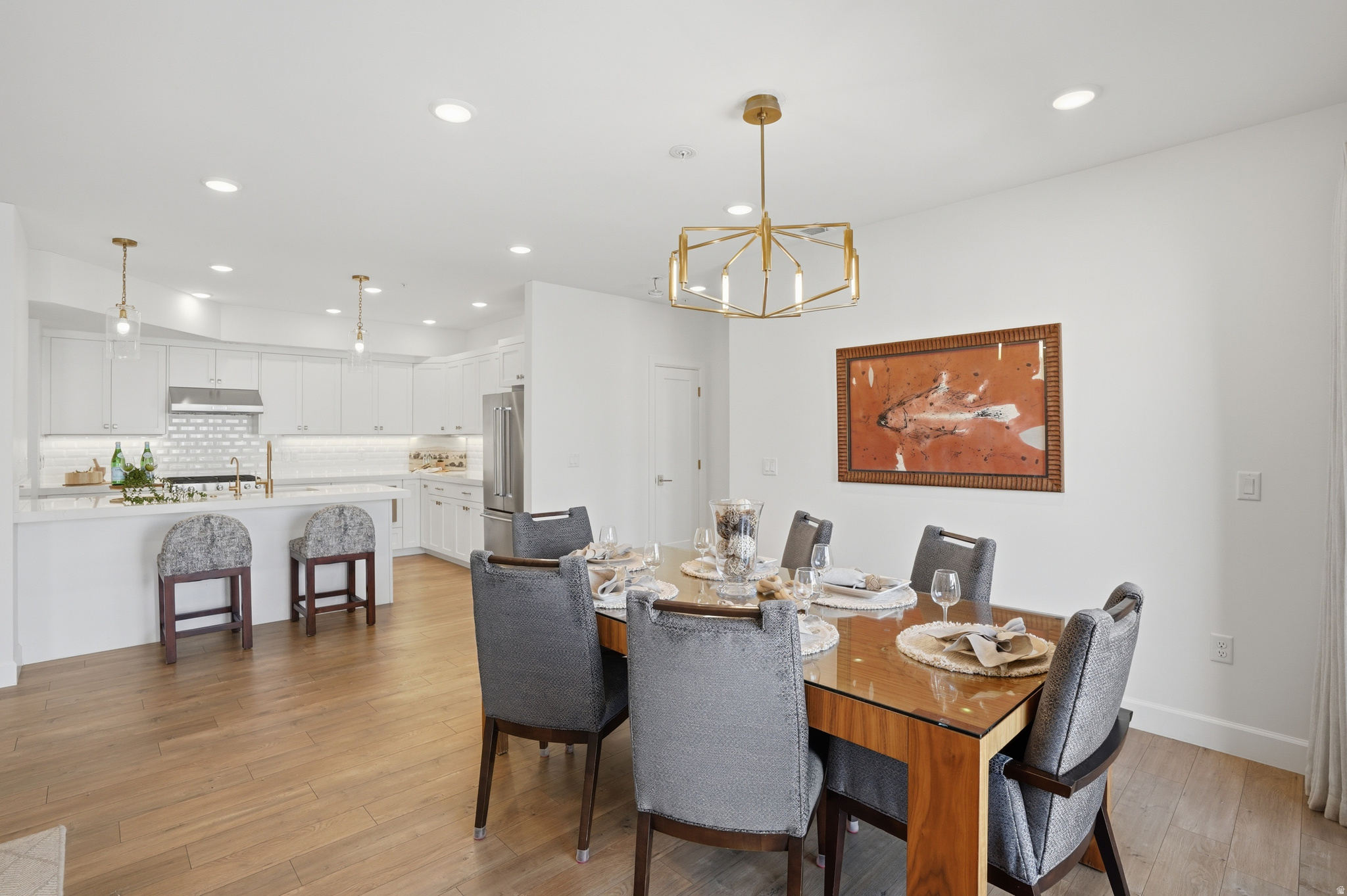 THE STATION CONDOS - Residential