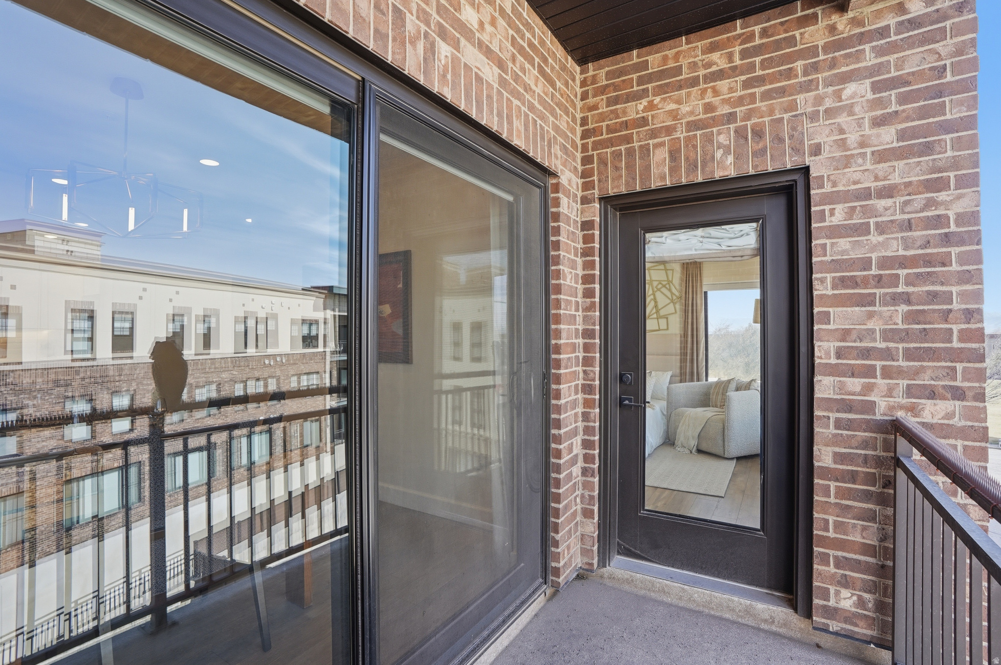 THE STATION CONDOS - Residential