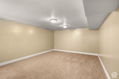 Tiny photo for 5577 S 100 E, Washington Terrace, UT 84405 (MLS # 2190189)