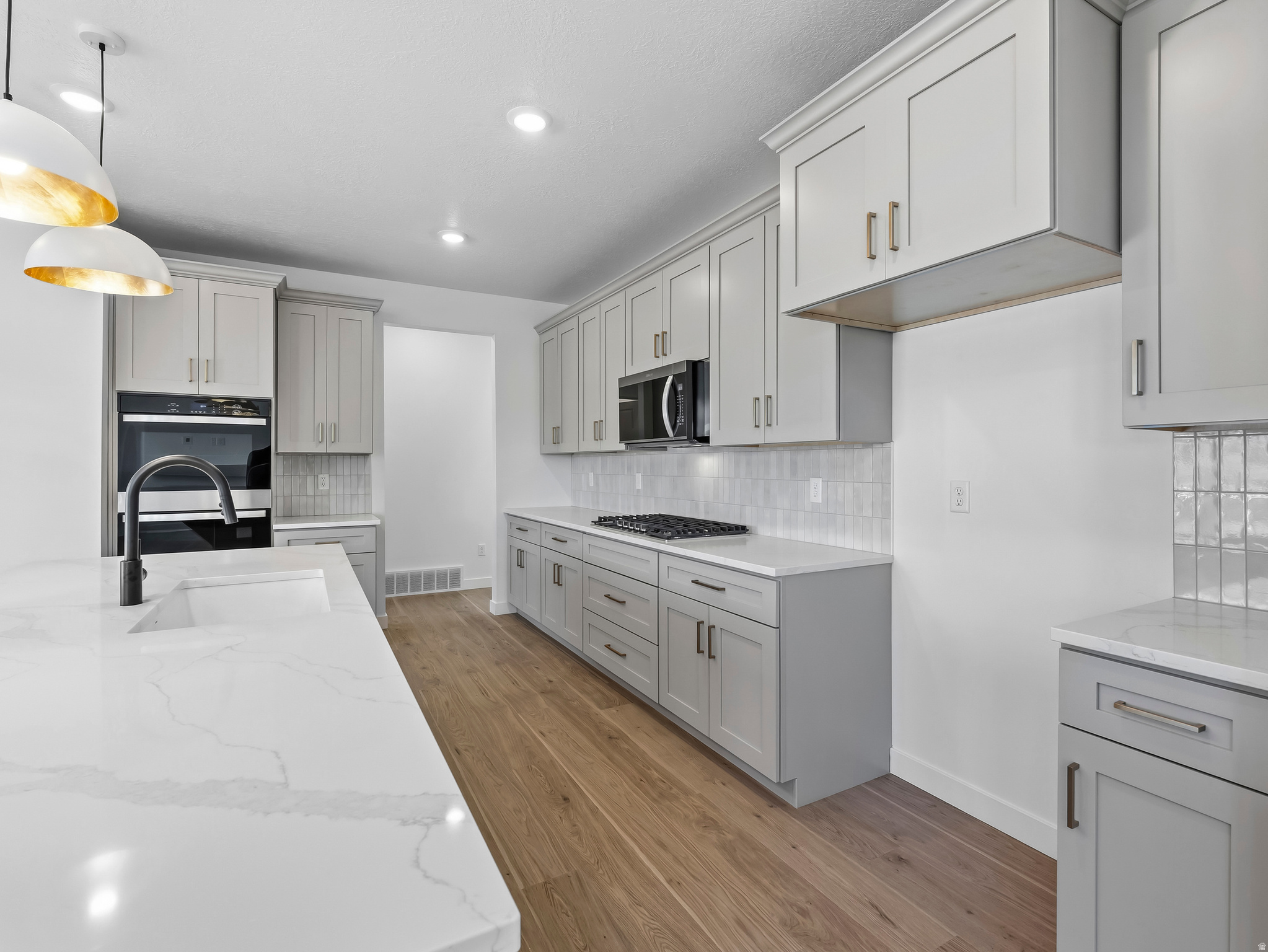 FREEDOM VIEW COVE - Residential