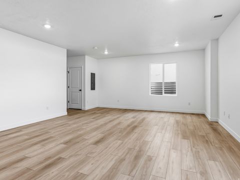 Tiny photo for 181 N HUSKER LN #14, Saratoga Springs, UT 84043 (MLS # 2125624)