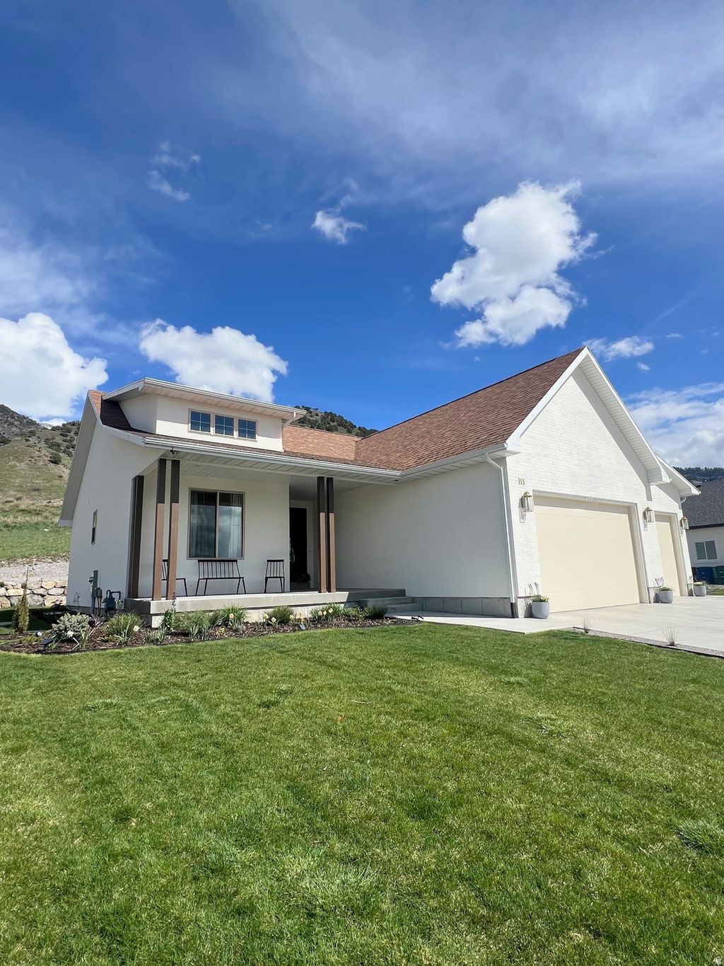 Photo of 118 N SHERWOOD DR #13, Providence, UT 84332 (MLS # 2141600)