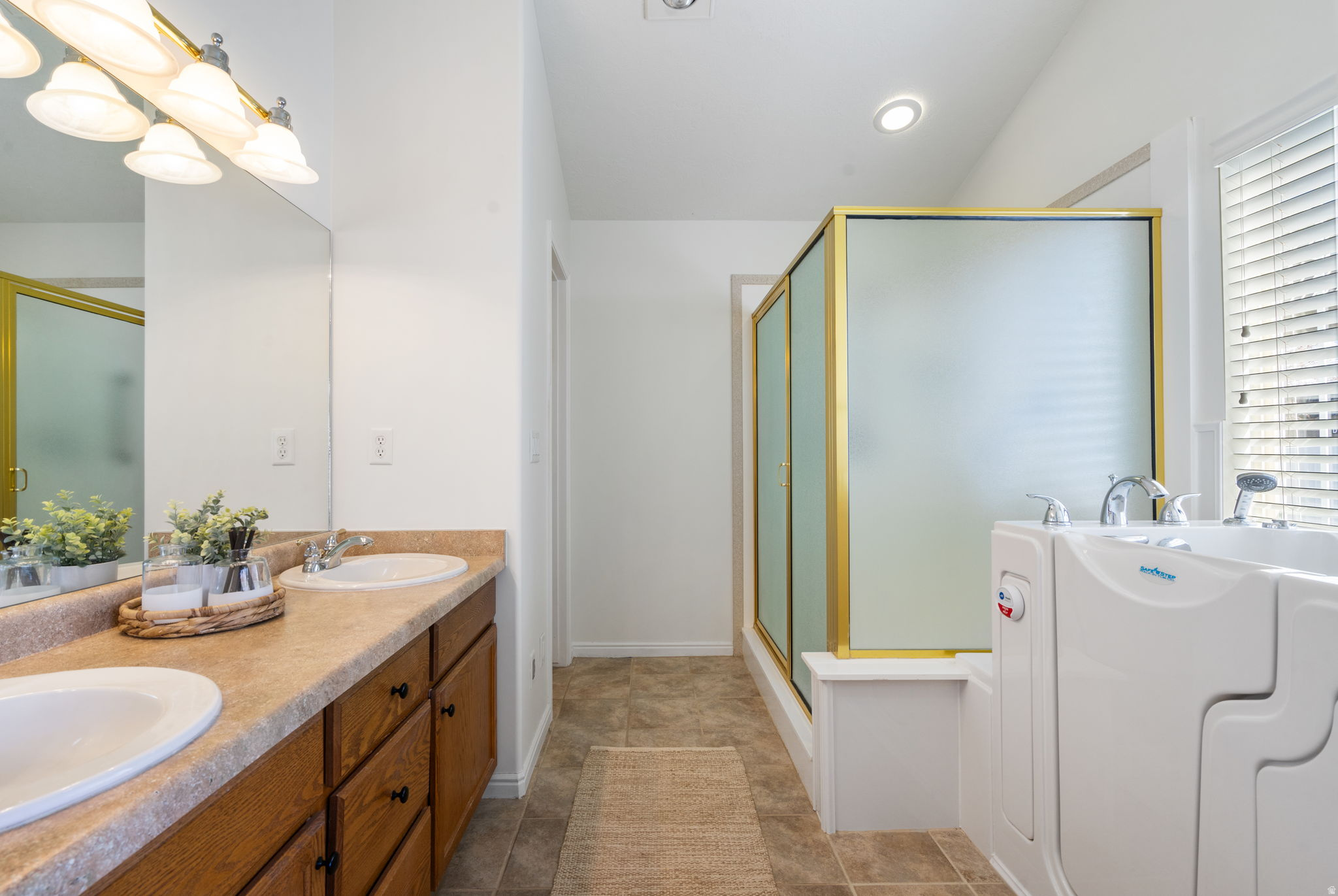 FLORENTINE VILLAS - Residential