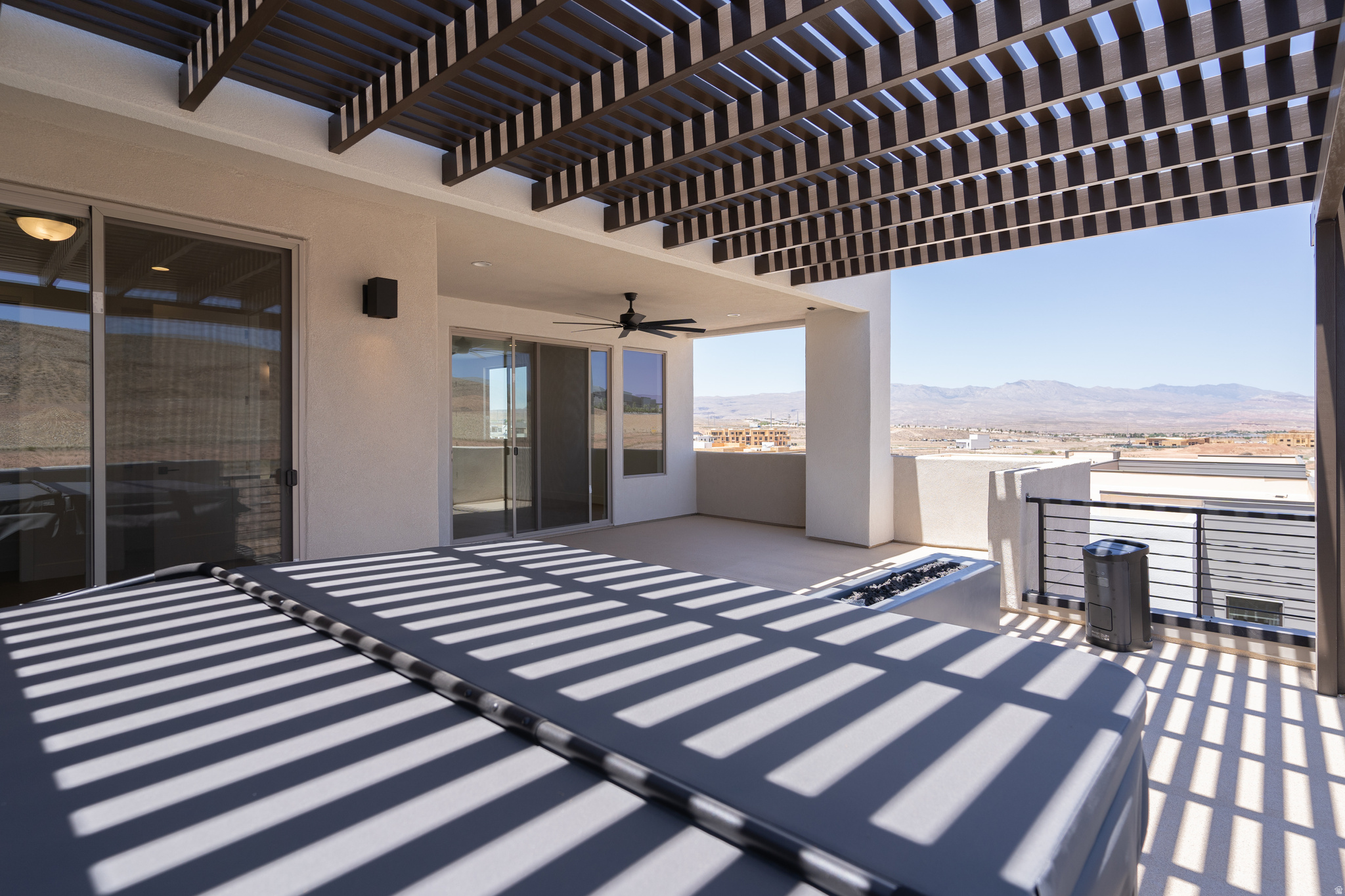 ATKINVILLE TOWNHOMES AT DESERT COLOR - Residential