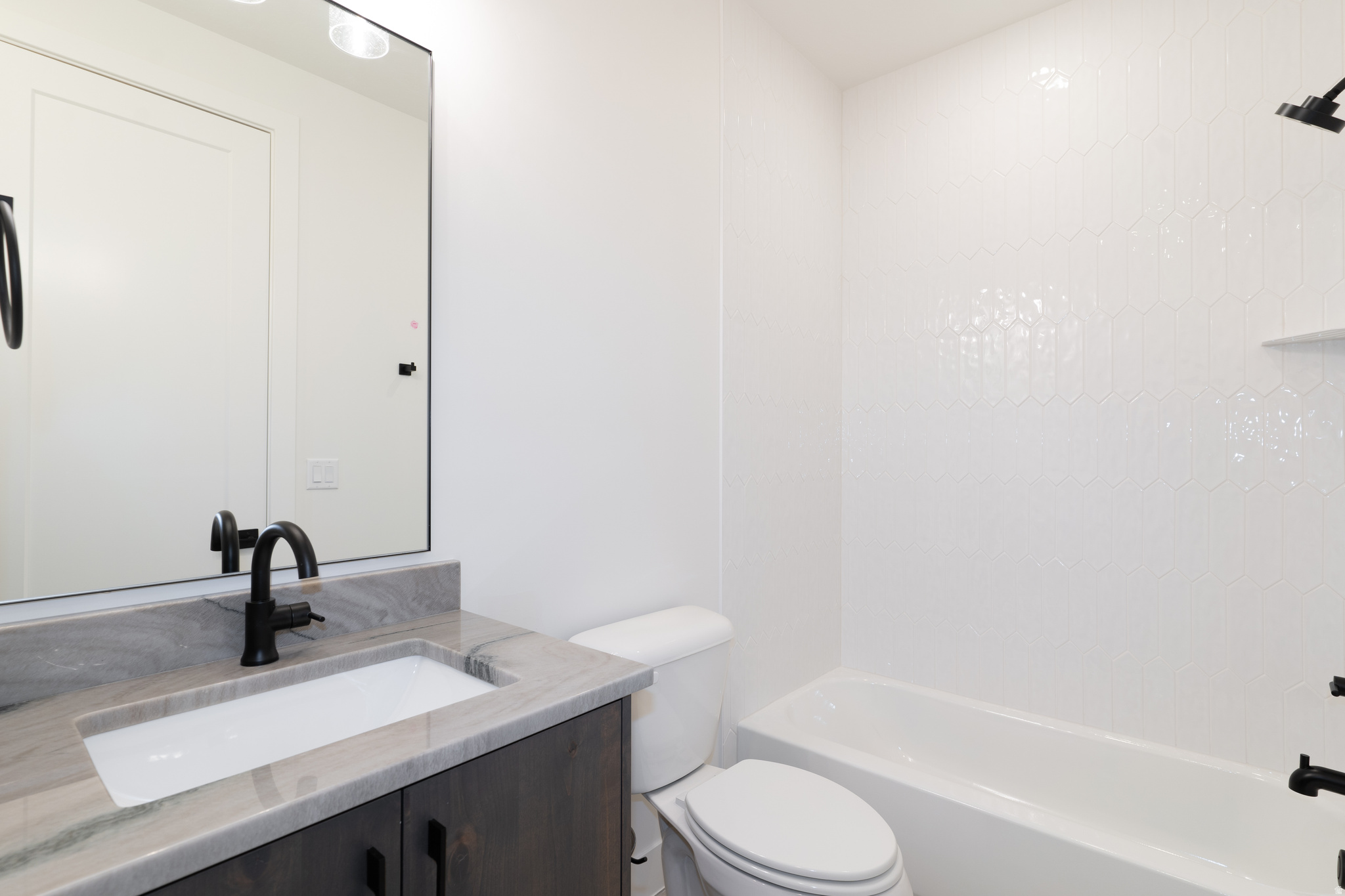 ATKINVILLE TOWNHOMES AT DESERT COLOR - Residential