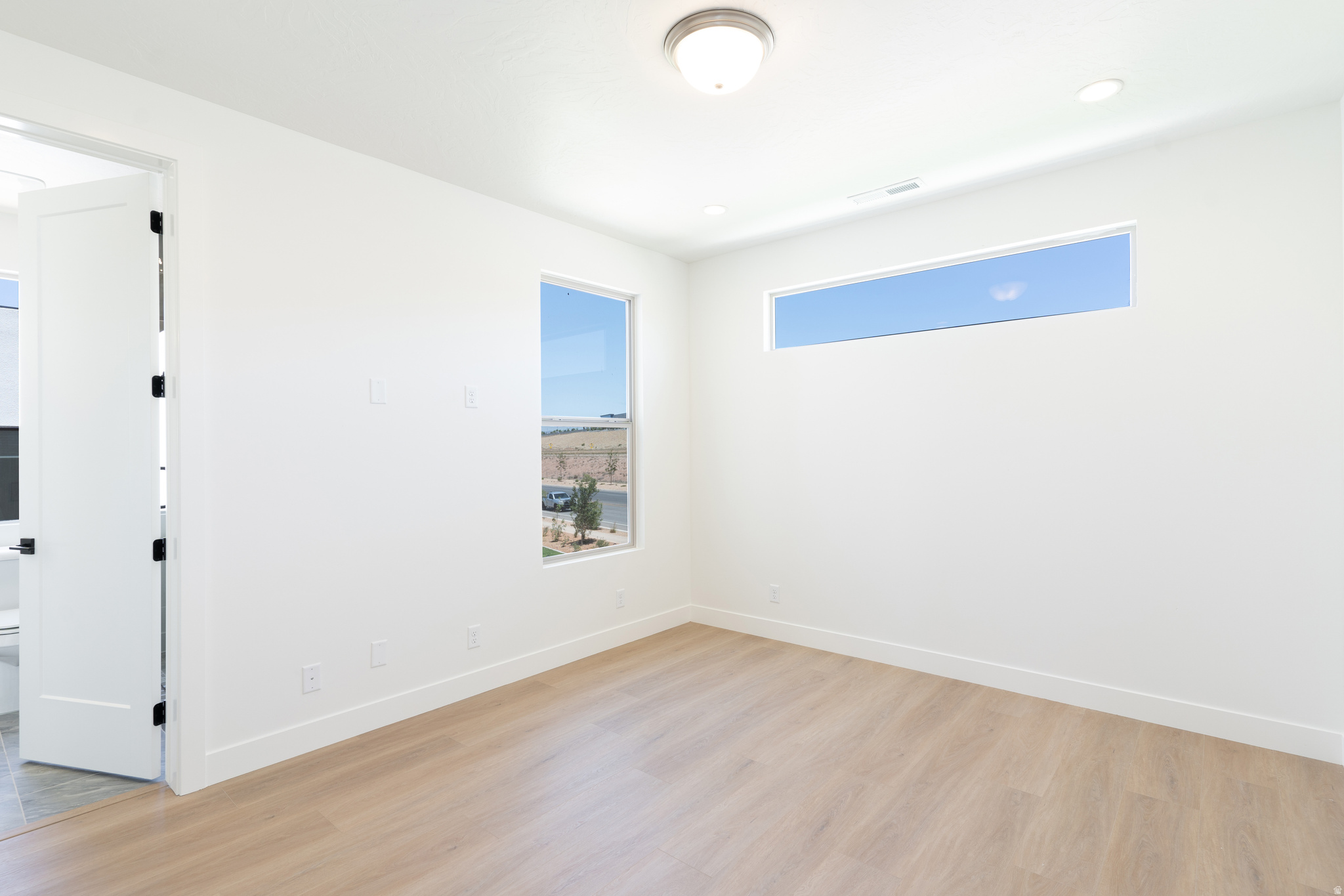 ATKINVILLE TOWNHOMES AT DESERT COLOR - Residential