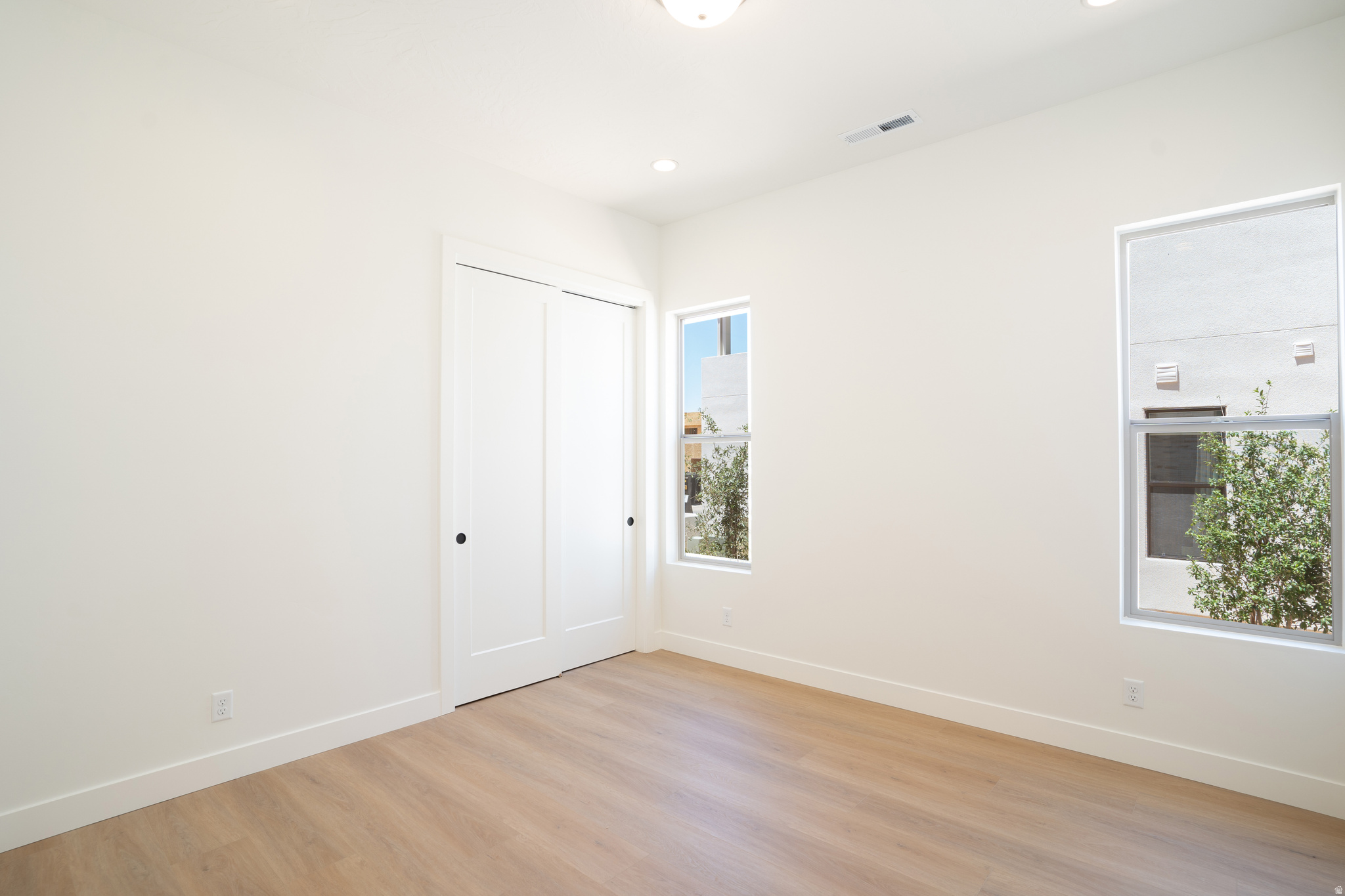 ATKINVILLE TOWNHOMES AT DESERT COLOR - Residential