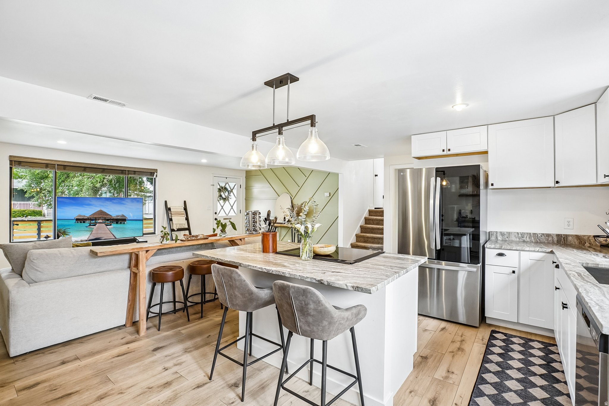 GOLDEN ACRES - Residential