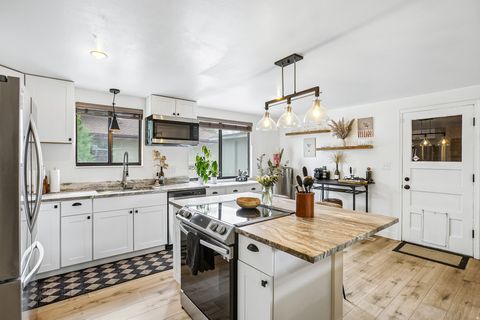 Tiny photo for 7009 S 85 E, Midvale, UT 84047 (MLS # 2156349)
