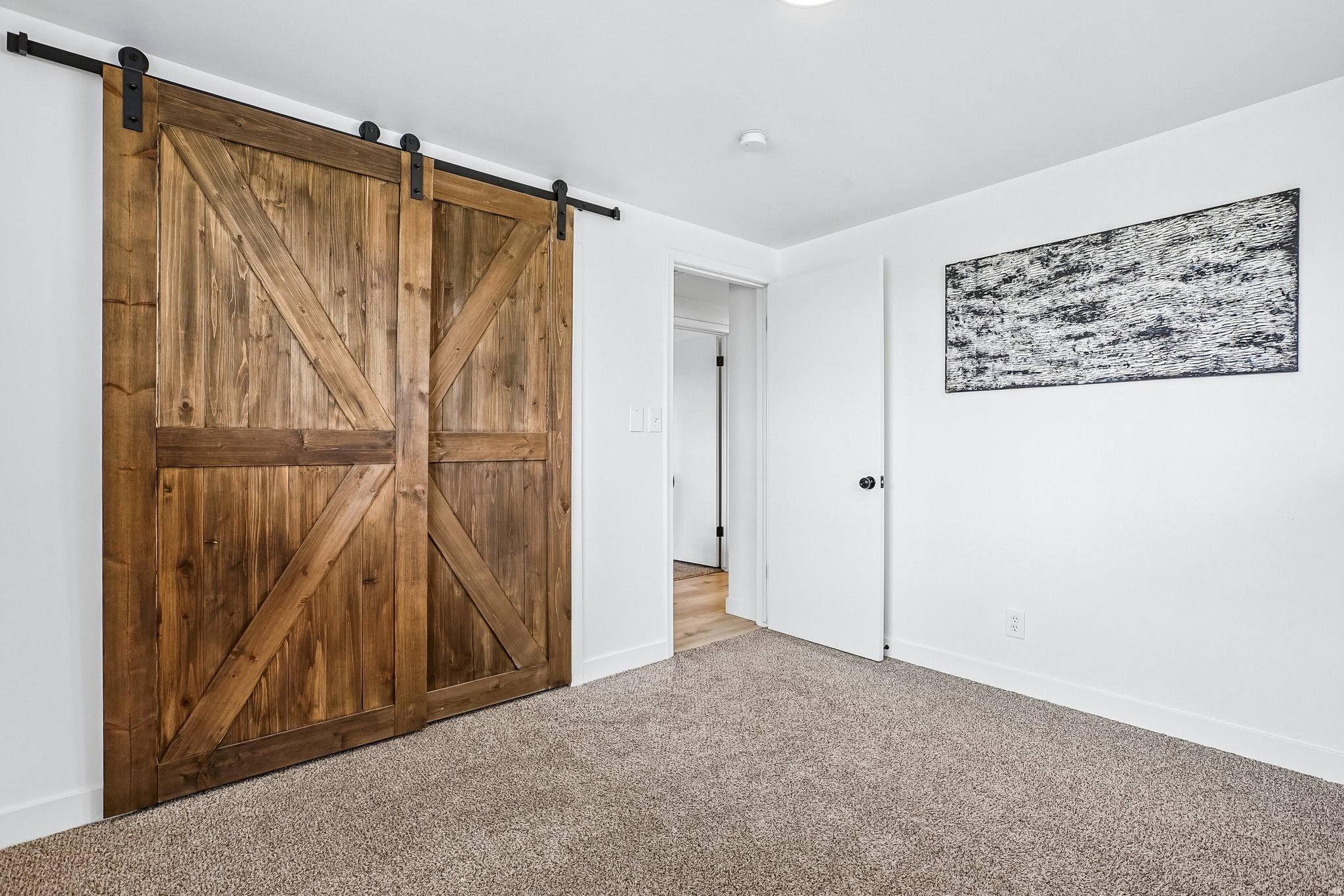 GOLDEN ACRES - Residential