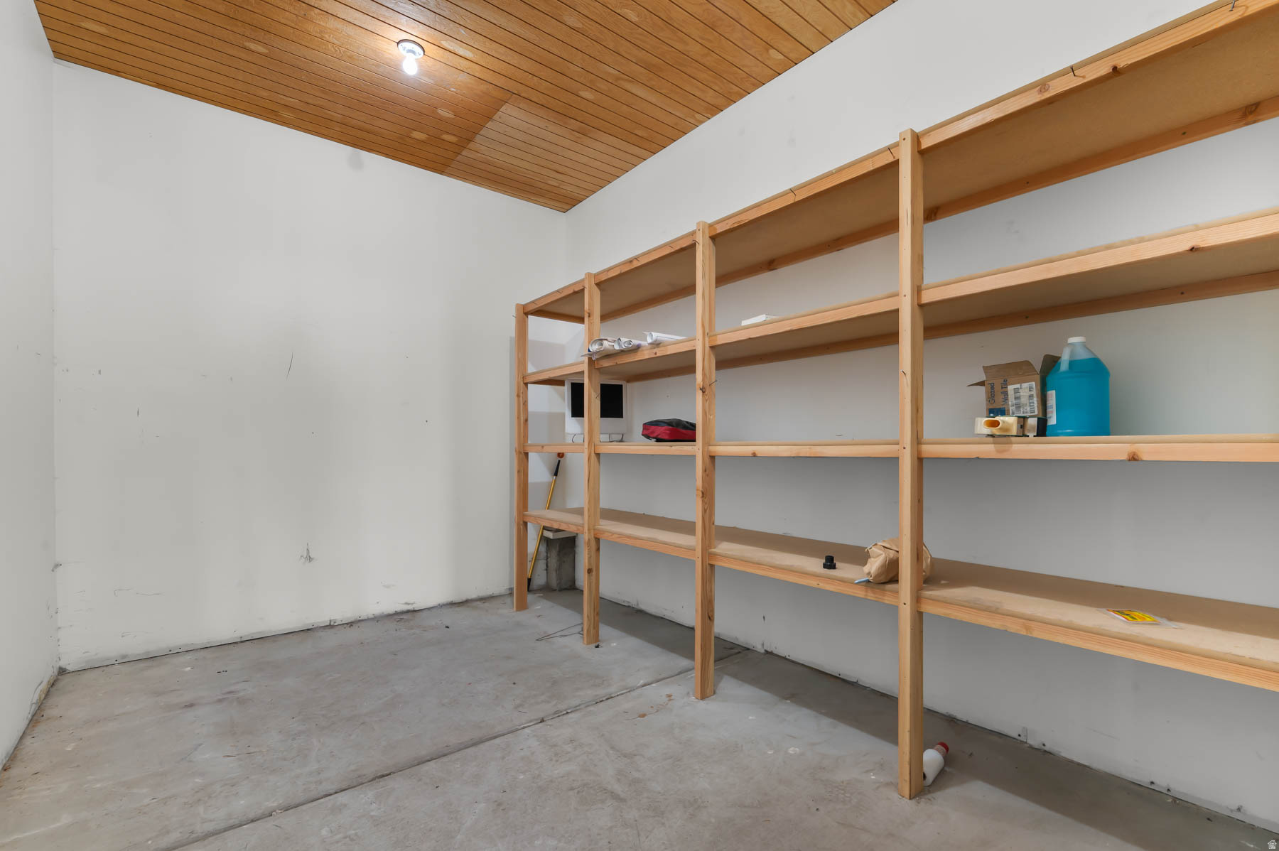 MIDWAY FARMS - Residential