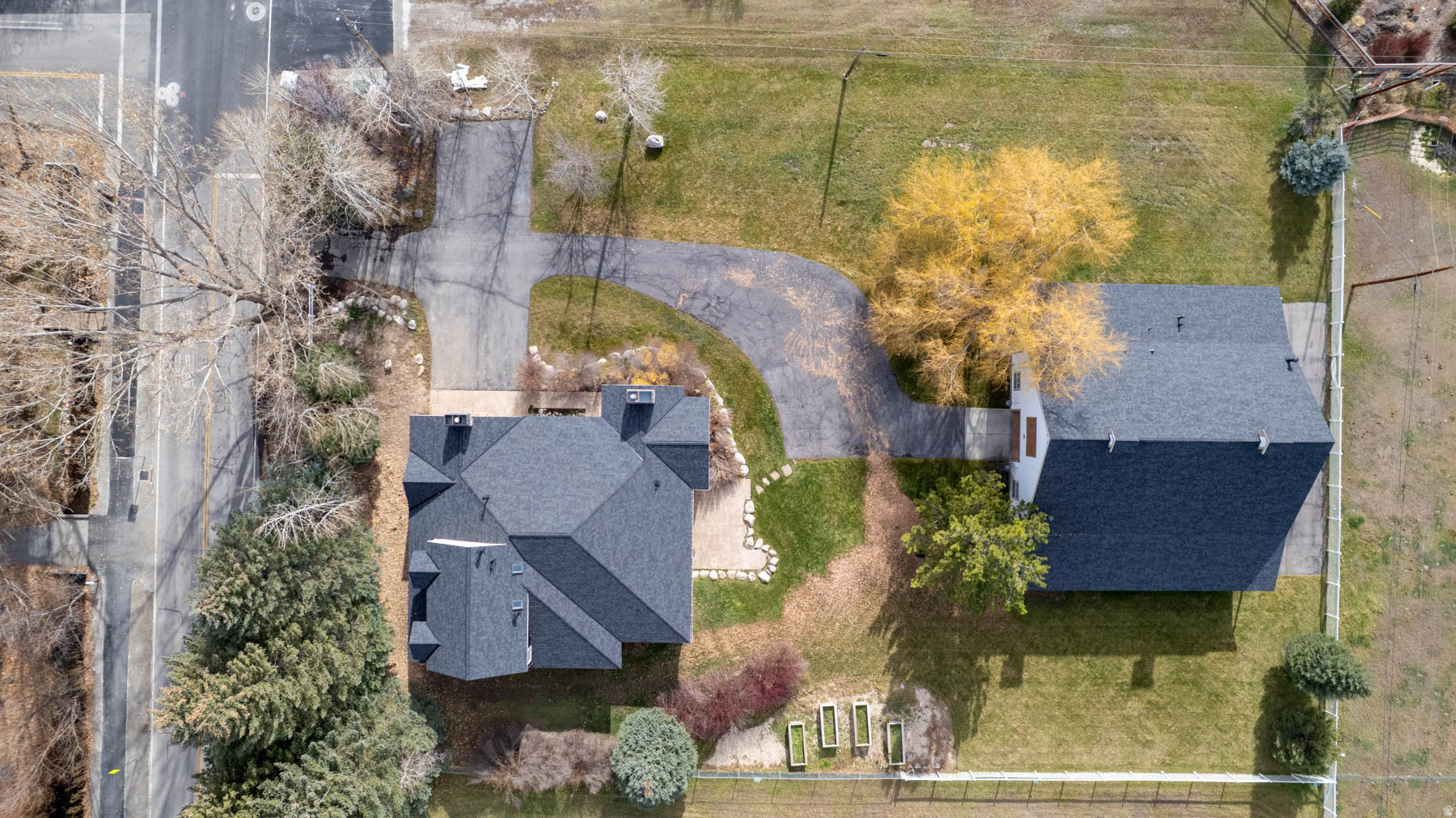 MIDWAY FARMS - Residential