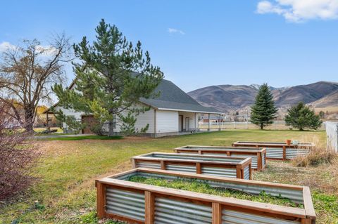 Tiny photo for 623 N CENTER ST, Midway, UT 84049 (MLS # 2124784)