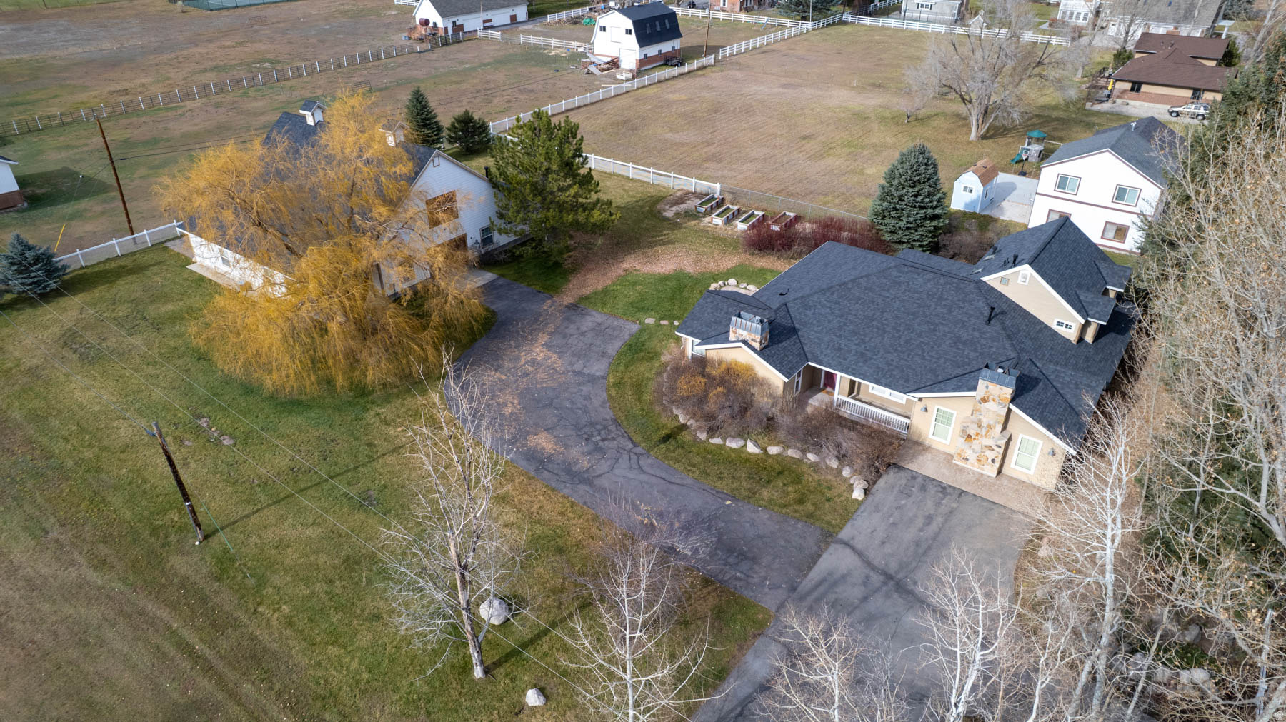 MIDWAY FARMS - Residential