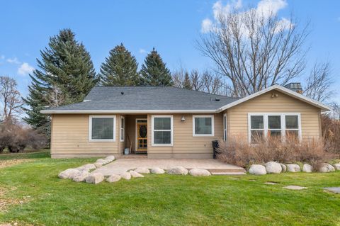 Tiny photo for 623 N CENTER ST, Midway, UT 84049 (MLS # 2124784)