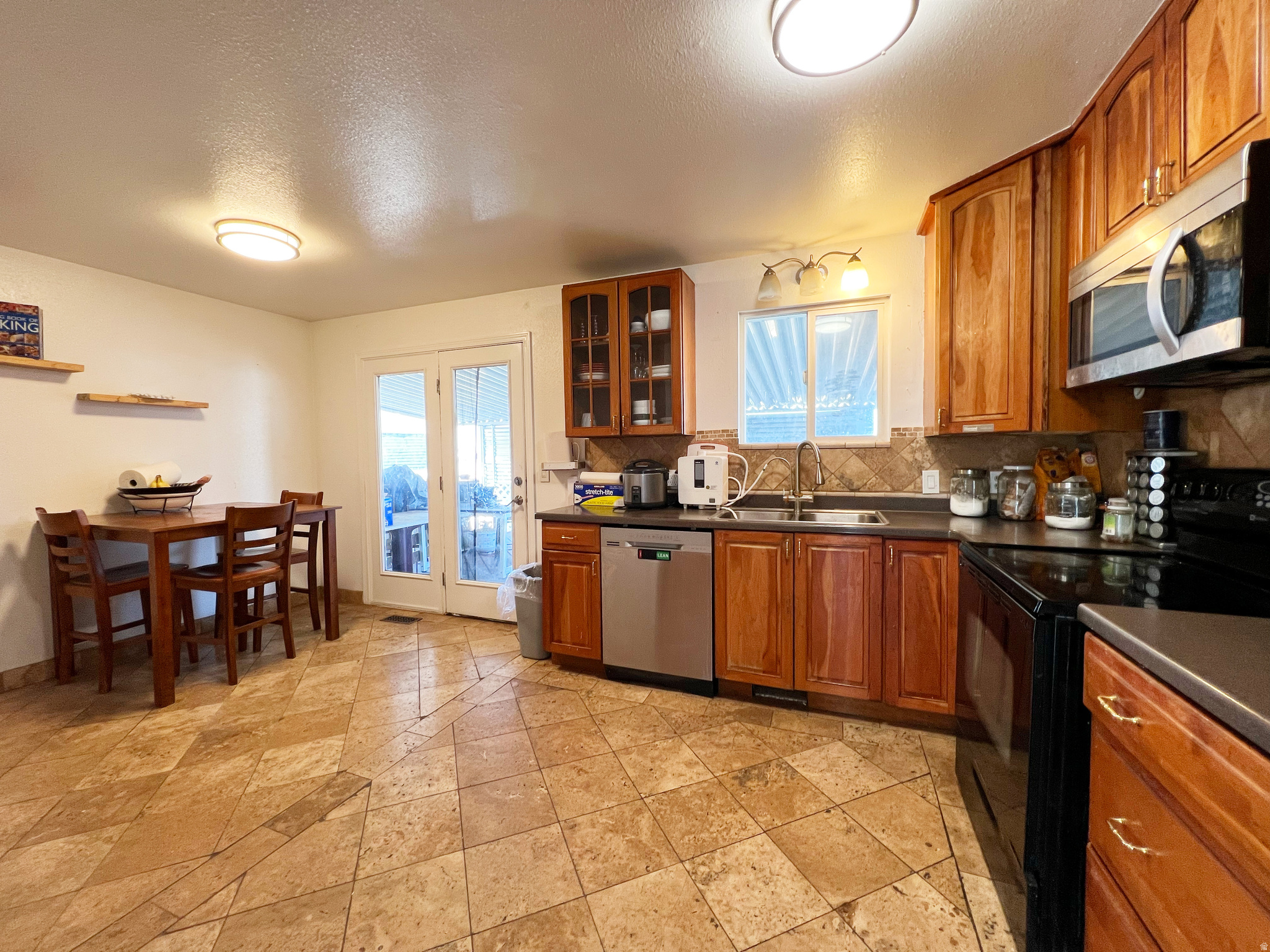 WESTWOOD #3 - Residential