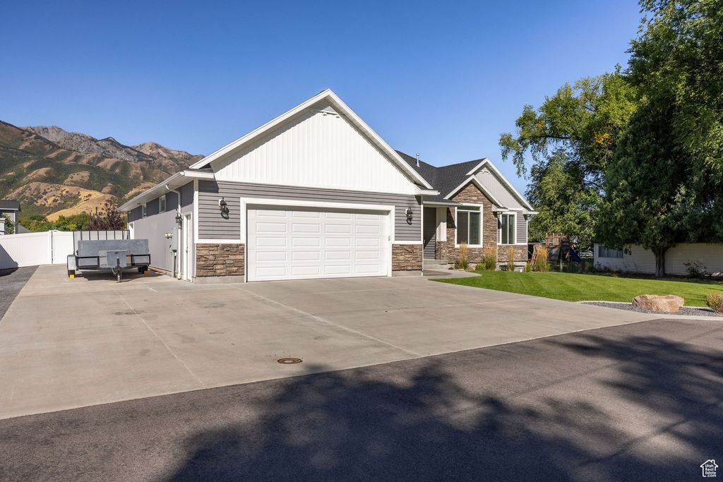 Photo of 275 S 300 E, Wellsville, UT 84339 (MLS # 2110415)