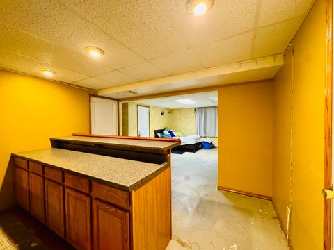 Tiny photo for 4333 W GLEN HILL CIR S, West Valley City, UT 84120 (MLS # 2135823)