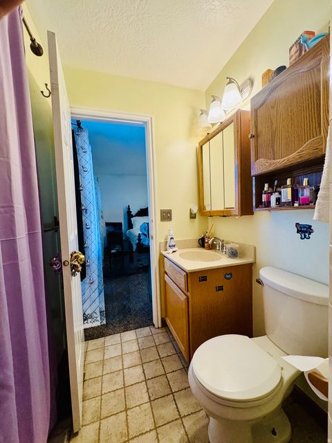 Tiny photo for 4333 W GLEN HILL CIR S, West Valley City, UT 84120 (MLS # 2135823)