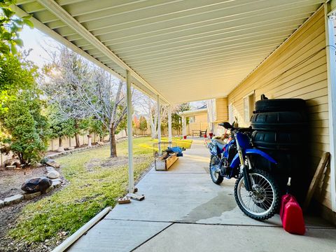 Tiny photo for 4333 W GLEN HILL CIR S, West Valley City, UT 84120 (MLS # 2135823)