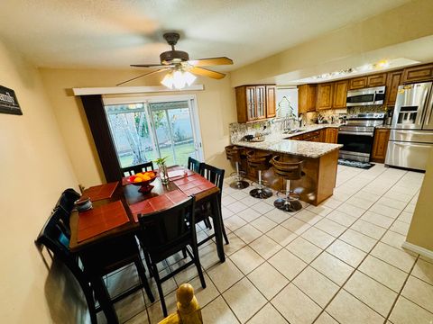 Tiny photo for 4333 W GLEN HILL CIR S, West Valley City, UT 84120 (MLS # 2135823)