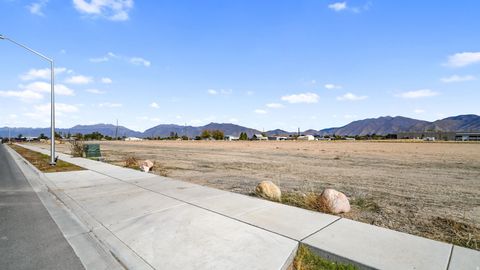Tiny photo for 1305 W UTAH AVE, Payson, UT 84651 (MLS # 2153847)