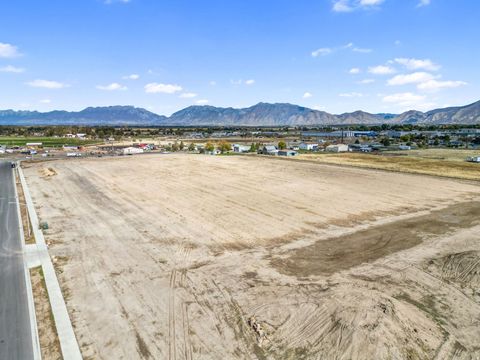 Tiny photo for 1305 W UTAH AVE, Payson, UT 84651 (MLS # 2153847)