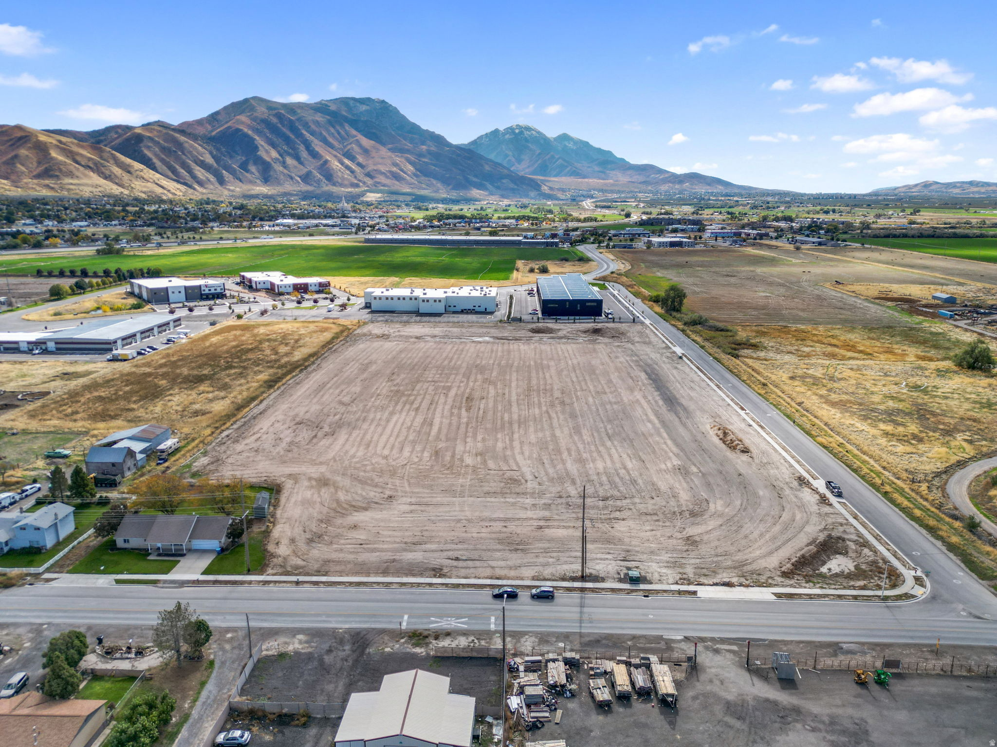 JONES - Commercial Sale