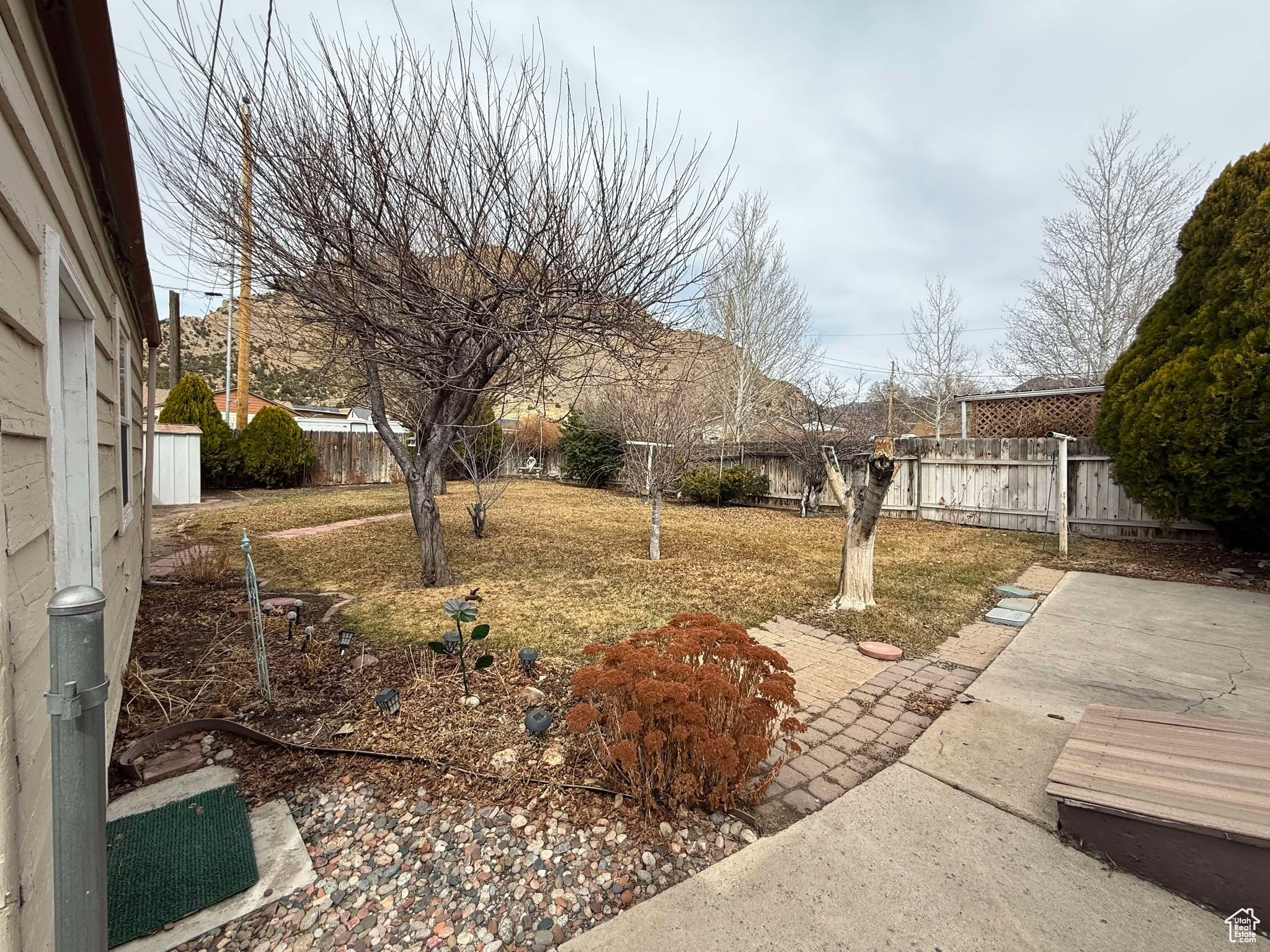 581 Pinion St, East Carbon, Utah image 31