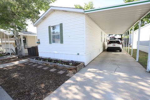 Mobile Home For Sale - 247 Hidden Dr<br/> Sandy, UT 84070