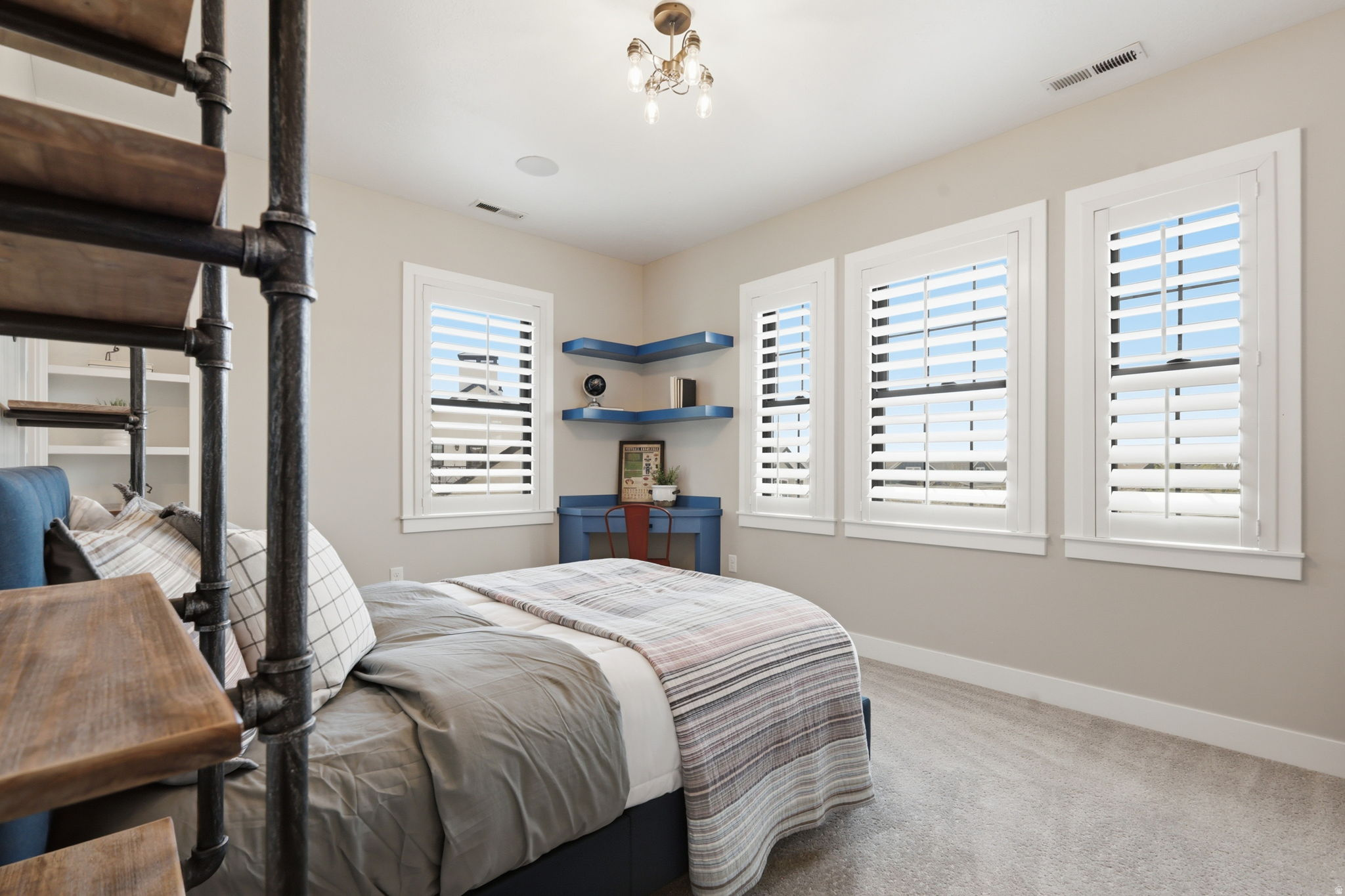 HILL FARMS - Residential